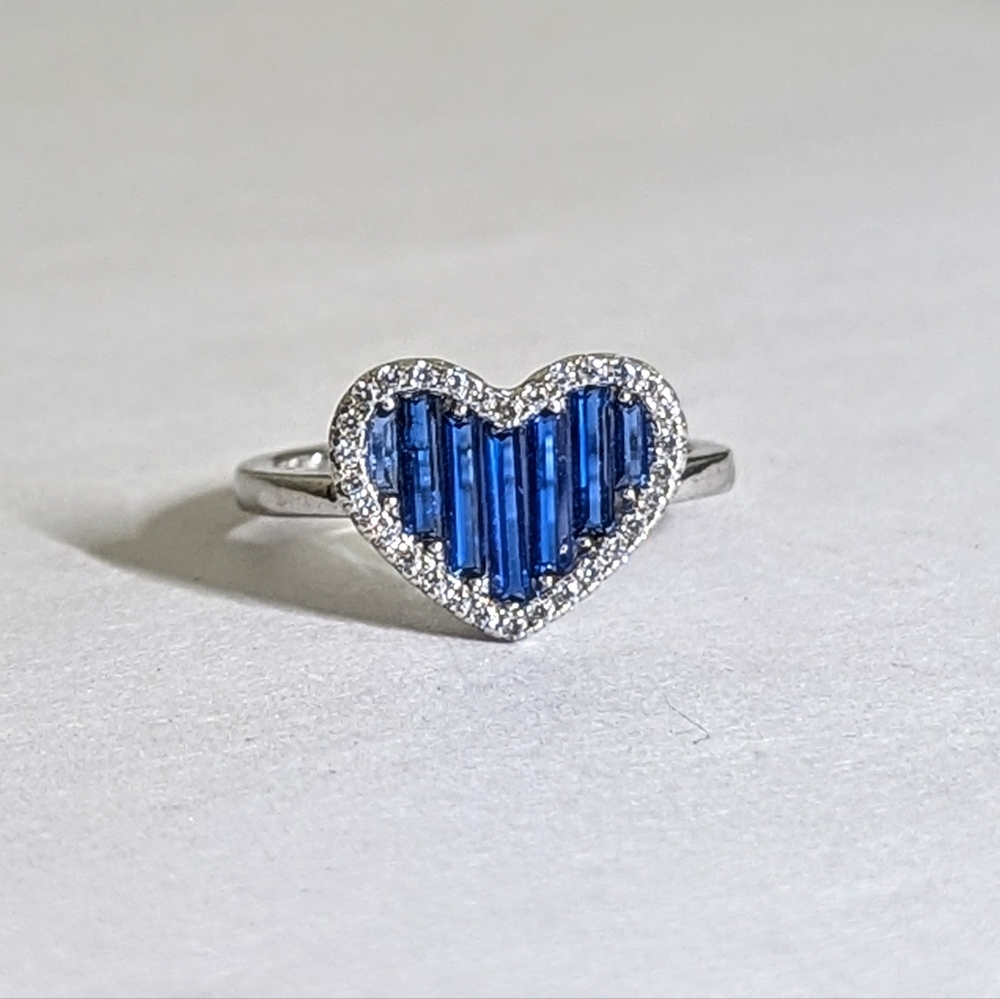 925 Sterling Silver Blue Heart Ring - CZ Halo - Excellent Condition!